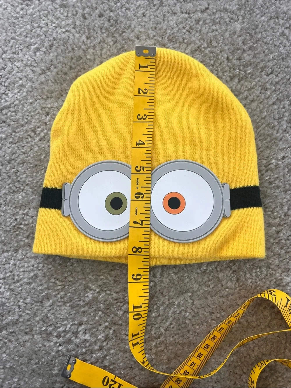 Minions Bob Beanie Yellow 3D Goggles Two-Tone Eyes Knit Hat OS